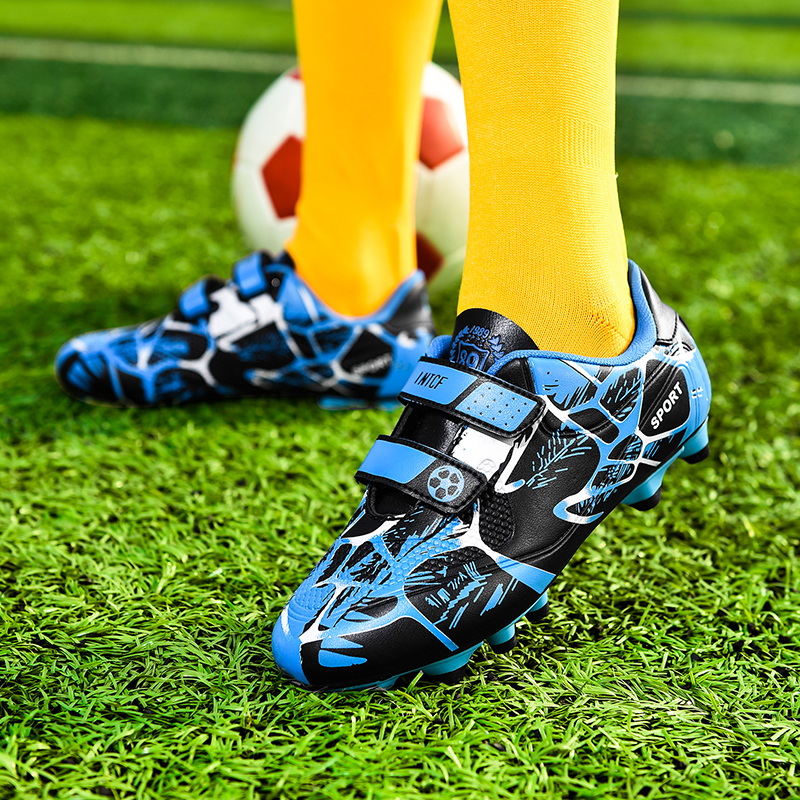 Anti-slip And Anti-wear Long Spike Football Shoes