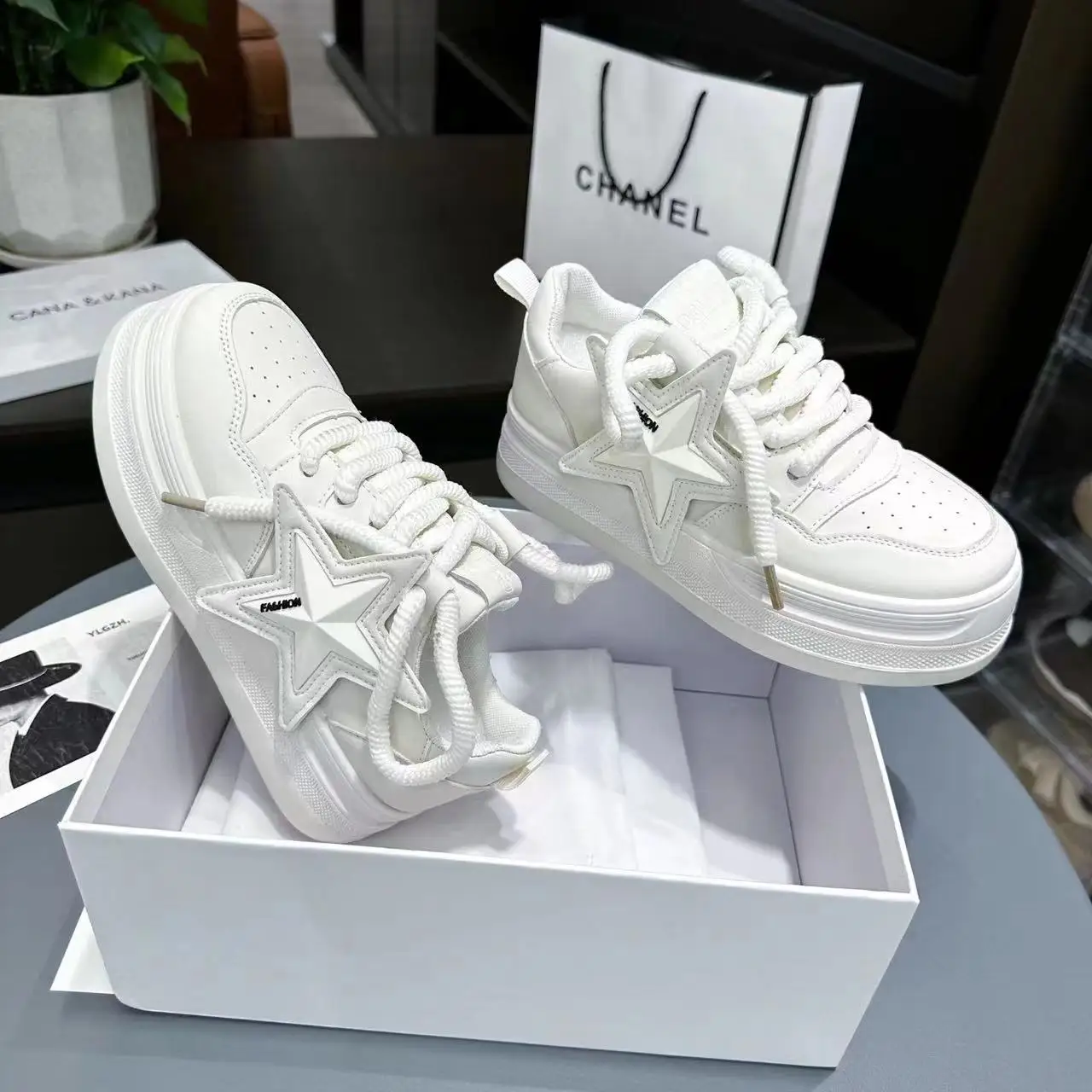 Women's Platform Sneakers Star Design Casual Outdoor Sneakers Tennis Shoes Sneakers