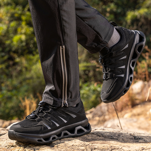 Outdoor hiking shoes sports shoes lightweight and breathable hiking shoes wear-resistant and anti-slip hiking shoes men's and women's off-road shoes