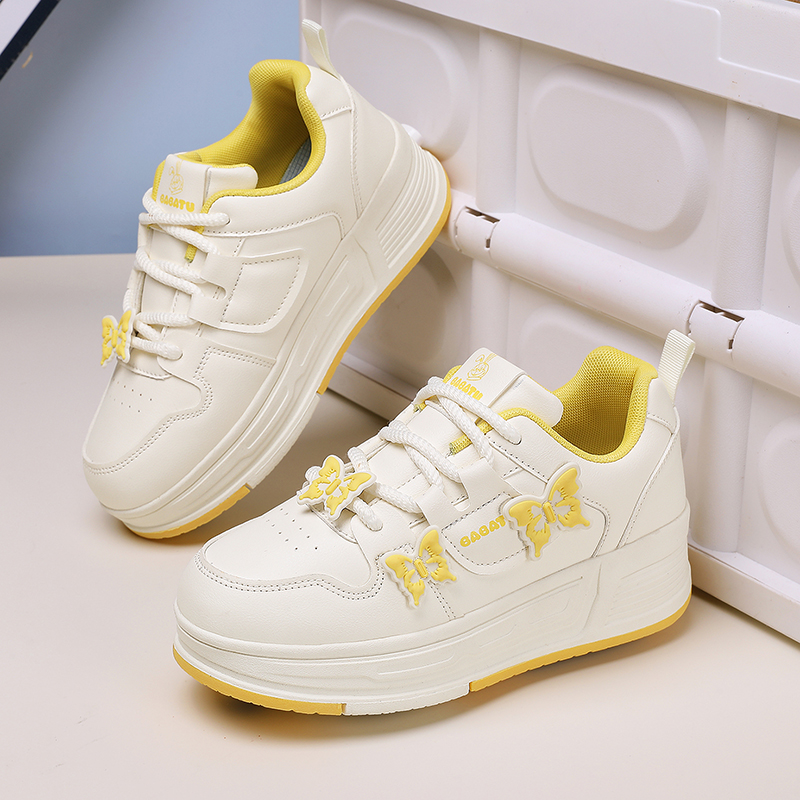 Girls' New Model with Brakes Running Shoes for Children. Cute Four-wheel Invisible Student Roller Skates for Girls.