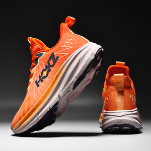 Men Running Shoes Mesh Sneakers Luxury shoes Cushioning Off-road Shoes Breathable Trainer Race Outdoor Couple Non-Slip Fashion